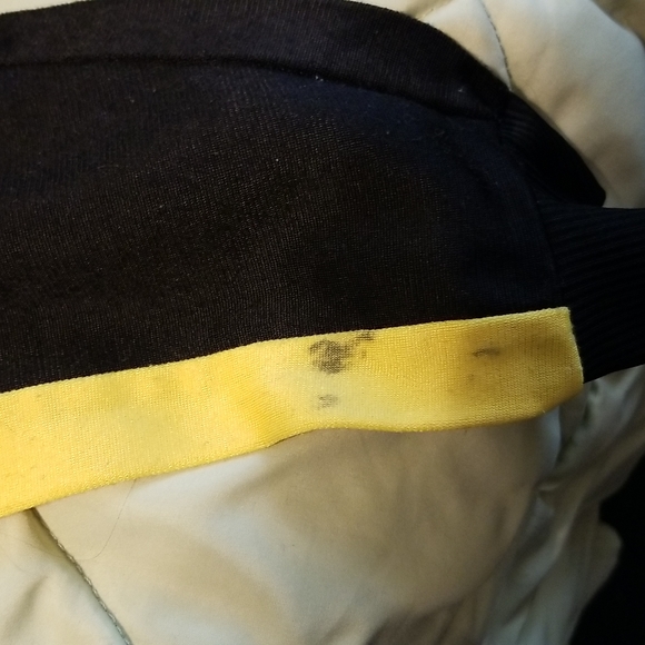 Boys 24m/2T  2 Batman outfits, and 1 superman outfit - Picture 10 of 16